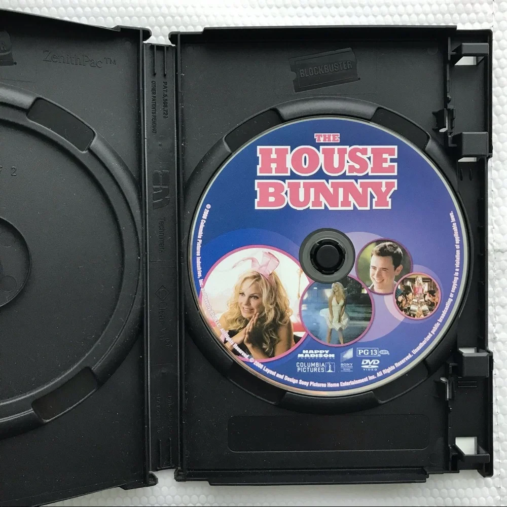 [ 3/$10 ] The House Bunny DVD - Picture 3 of 3